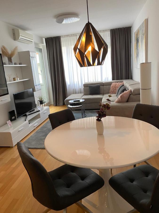 Apartment Queen ザグレブ エクステリア 写真
